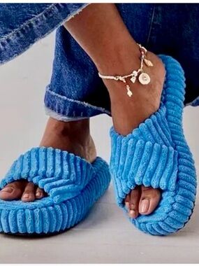 Free People "Two Days In Ibiza" Sandals – Cerulean Blue - Brand New - Size 9